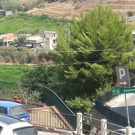 Casa Eleonora * كامبوفيليتْشّي دي روتْشّي